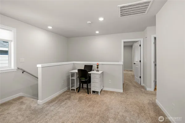 $885,000 | 11124 43rd Avenue Southeast, Everett, WA 98208
