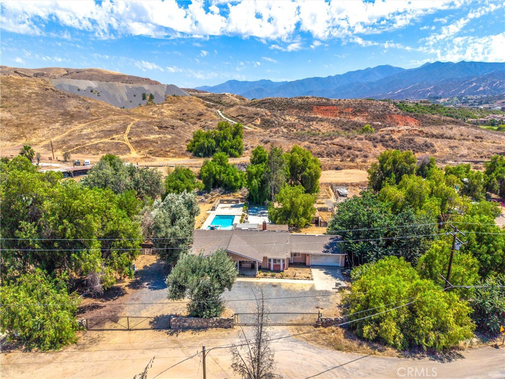 9099 Cajalco Road Corona, CA 92881 - Photo 62 of 70