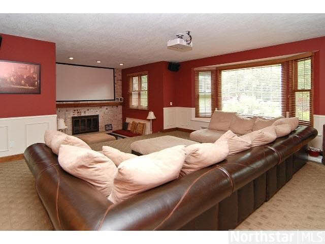 4820 Westminster Road Minnetonka, MN 55345 - Photo 3 of 17