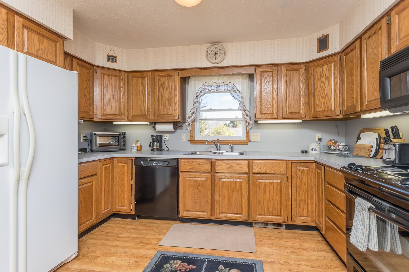 1396 Bluewater Road Harrisonburg, VA 22801 - Photo 18 of 41 Gallery Image 18