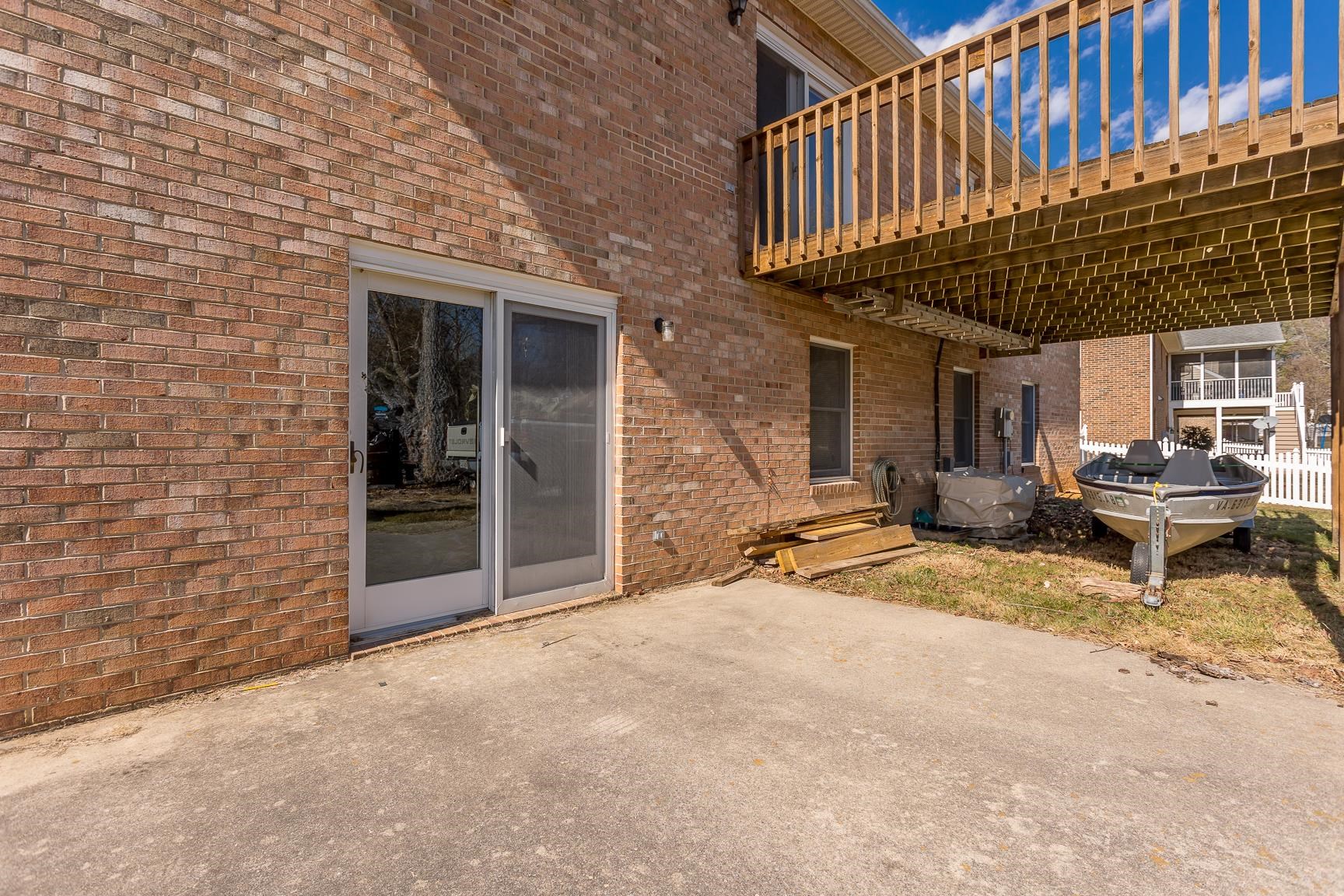 1396 Bluewater Road Harrisonburg, VA 22801 - Photo 8 of 41 Gallery Image 8