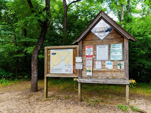 $315,000 | 1563 Green River Cove Road, Saluda, NC 28773