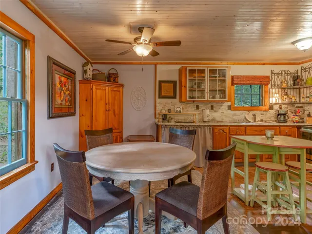 $315,000 | 1563 Green River Cove Road, Saluda, NC 28773