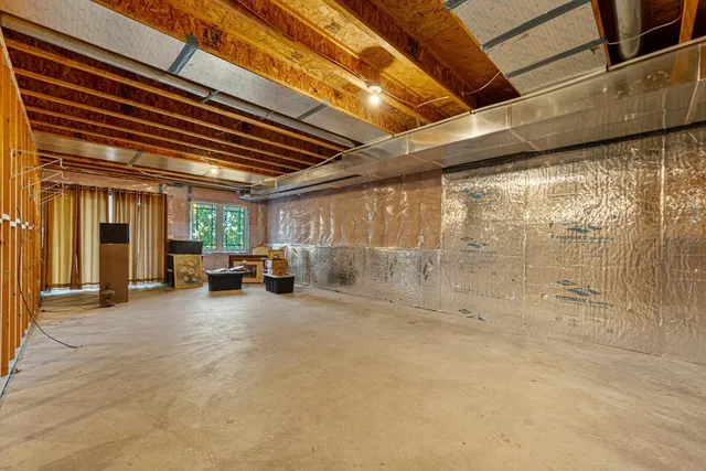 $279,900 | 2712 Village Drive, Faribault, MN 55021