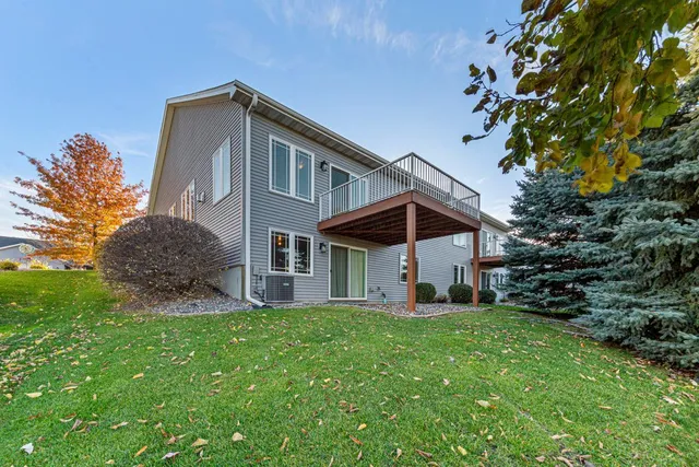 $279,900 | 2712 Village Drive, Faribault, MN 55021