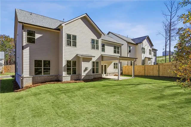 $829,900 | 5857 Creek Indian Drive, Sugar Hill, GA 30518