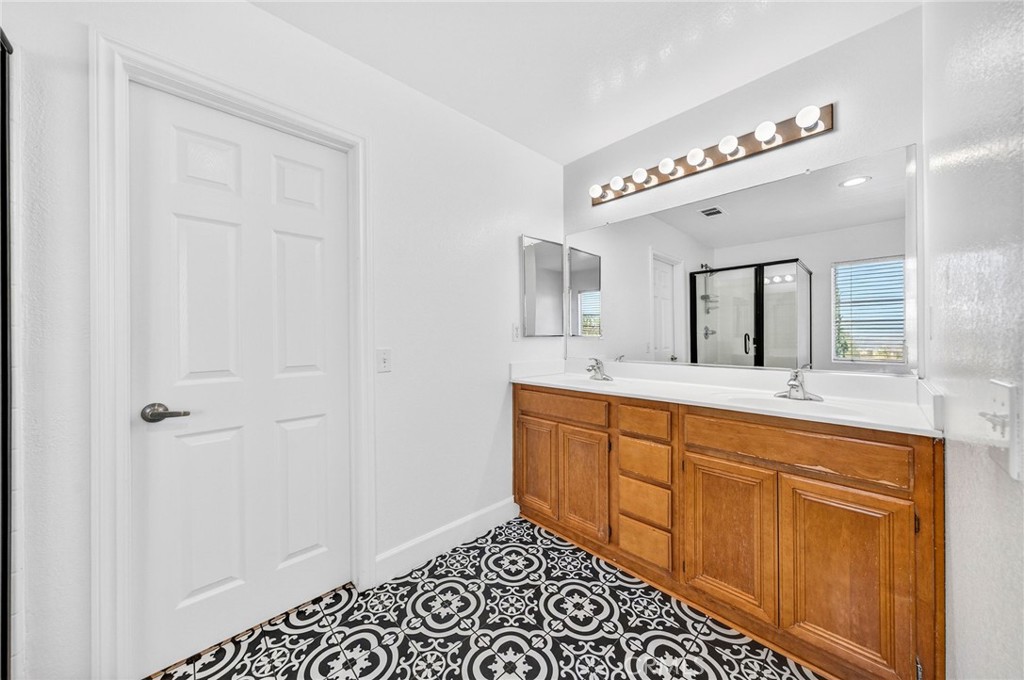 33650 Abbey Road Temecula, CA 92592 - Photo 38 of 61