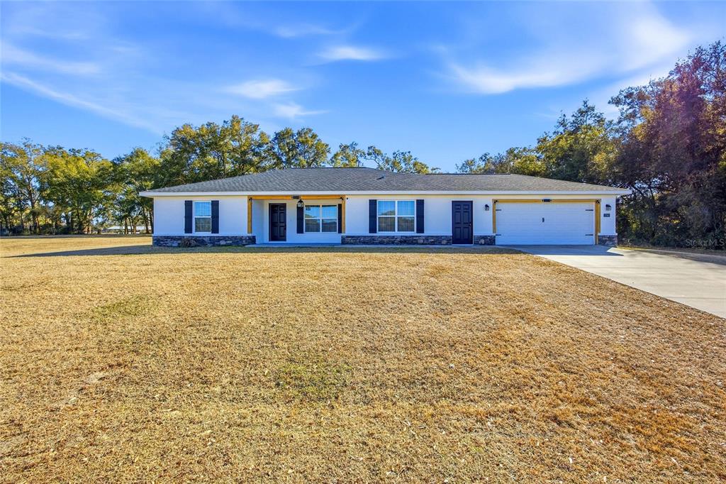 1740 Northeast 160th Place Citra, FL 32113 - Photo 2 of 47