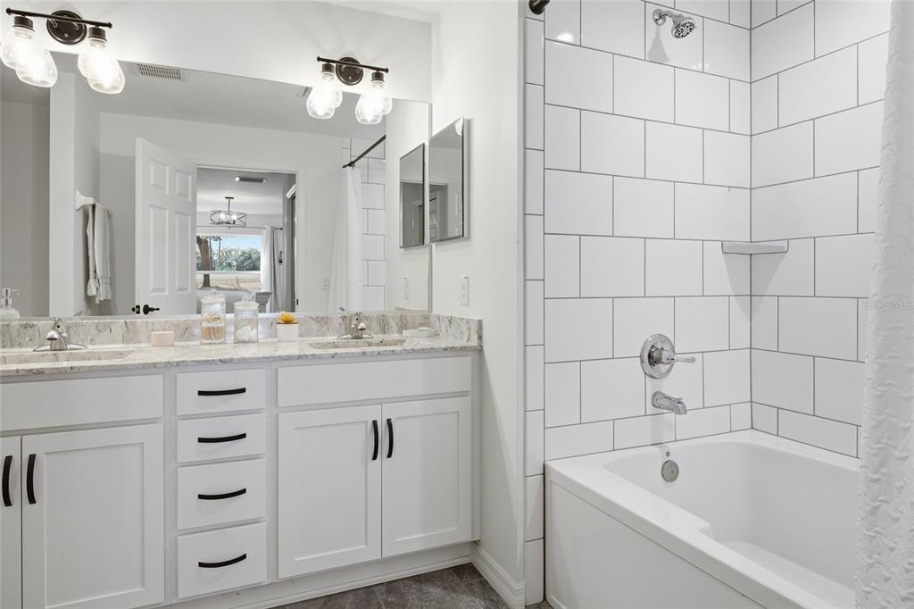 1740 Northeast 160th Place Citra, FL 32113 - Photo 25 of 47