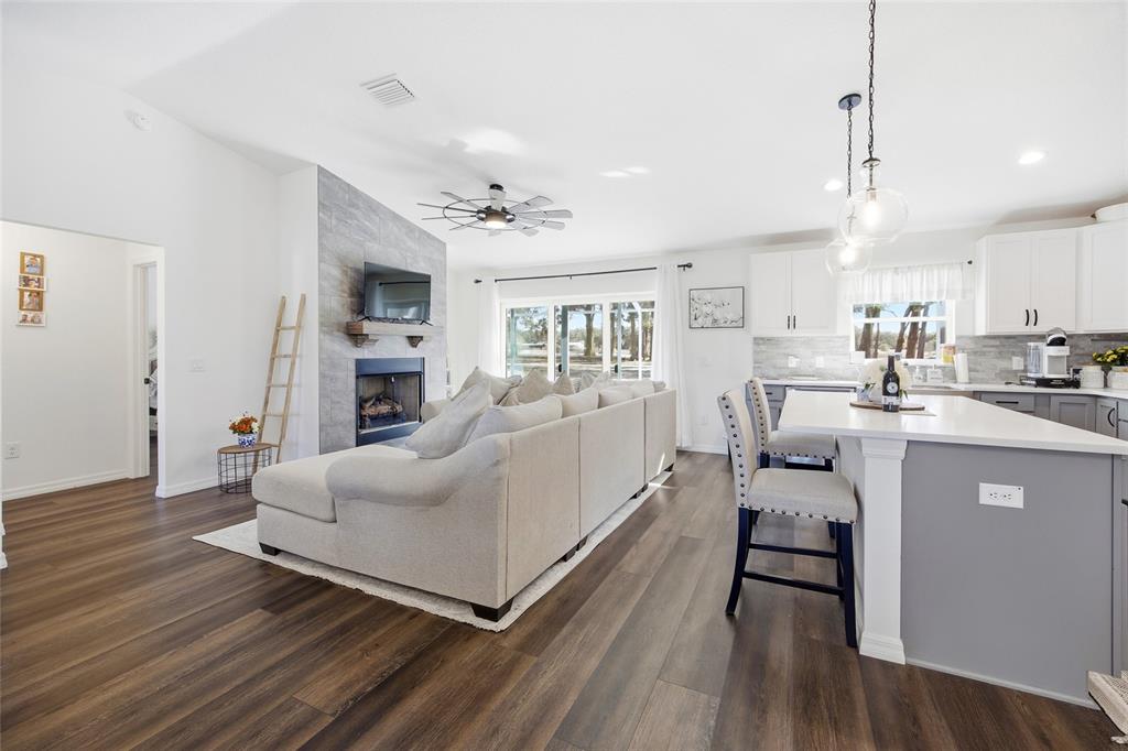 1740 Northeast 160th Place Citra, FL 32113 - Photo 10 of 47