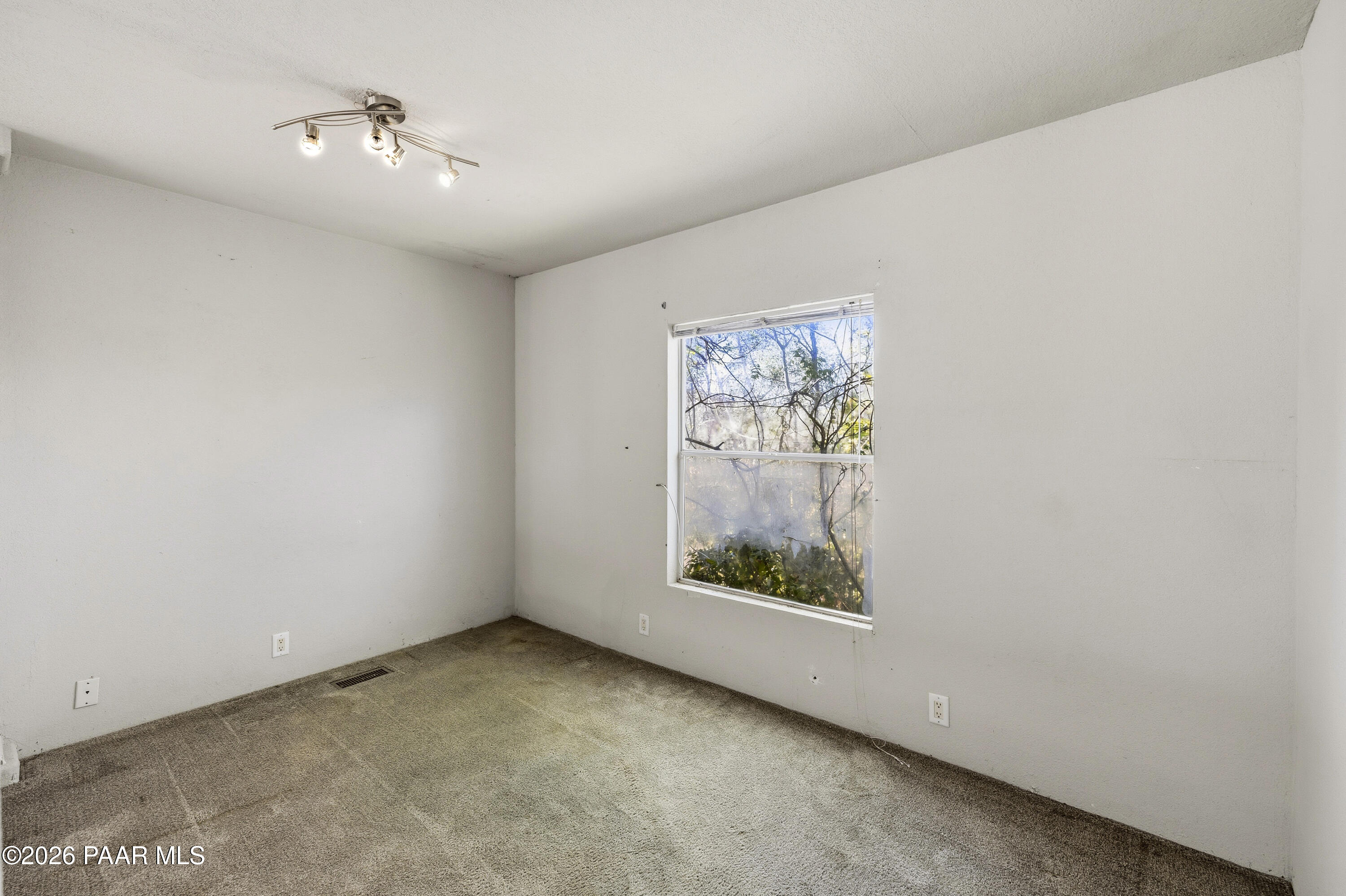 2453 North Reed Road Chino Valley, AZ 86323 - Photo 17 of 36 072-Den