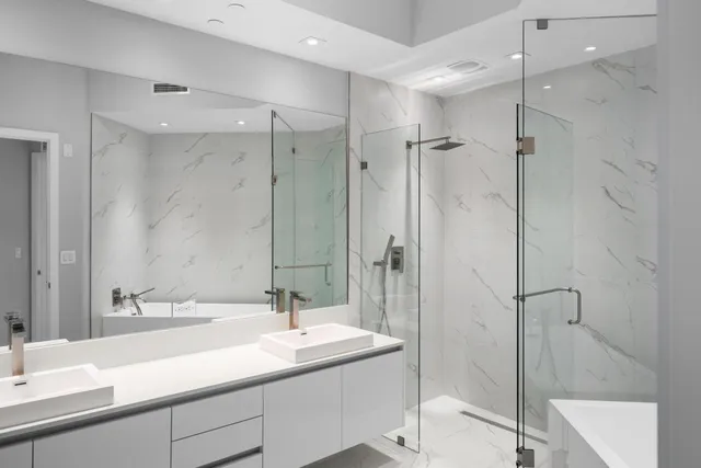 $2,077,000 | 3100 North Ocean Drive, Unit H1608, Singer Island, FL 33404