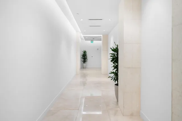 $2,077,000 | 3100 North Ocean Drive, Unit H1608, Singer Island, FL 33404