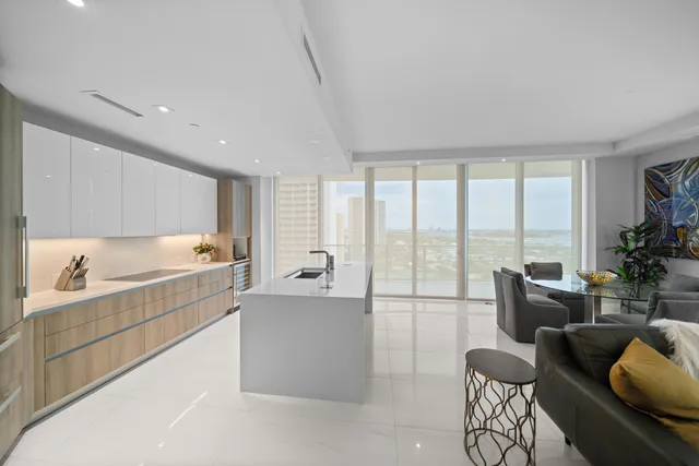 $2,077,000 | 3100 North Ocean Drive, Unit H1608, Singer Island, FL 33404