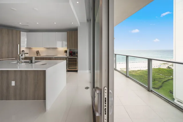 $2,077,000 | 3100 North Ocean Drive, Unit H1608, Singer Island, FL 33404