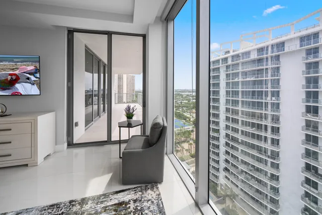 $2,077,000 | 3100 North Ocean Drive, Unit H1608, Singer Island, FL 33404