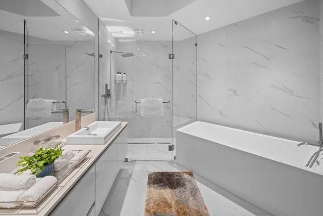 $2,077,000 | 3100 North Ocean Drive, Unit H1608, Singer Island, FL 33404