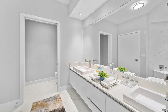 $2,077,000 | 3100 North Ocean Drive, Unit H1608, Singer Island, FL 33404