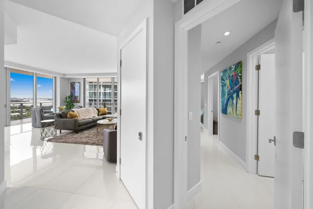 $2,077,000 | 3100 North Ocean Drive, Unit H1608, Singer Island, FL 33404