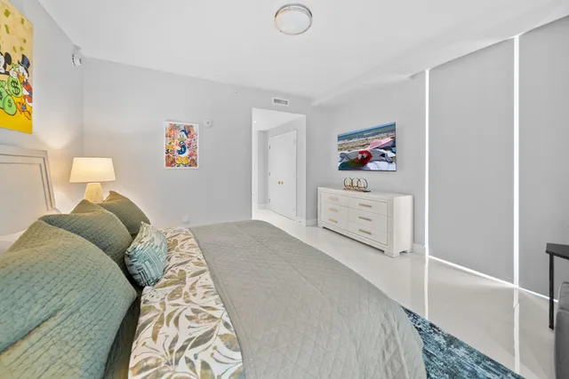 $2,077,000 | 3100 North Ocean Drive, Unit H1608, Singer Island, FL 33404