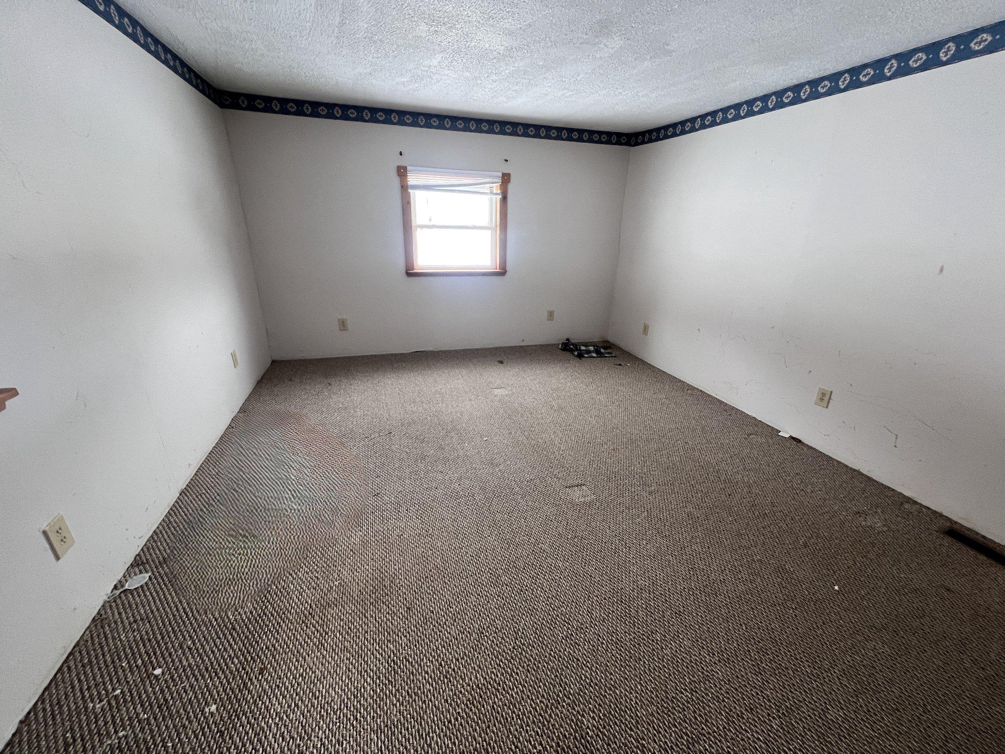 5151 Hutton Road Oakland, MD 21550 - Photo 12 of 32 Bedroom with ample outlets