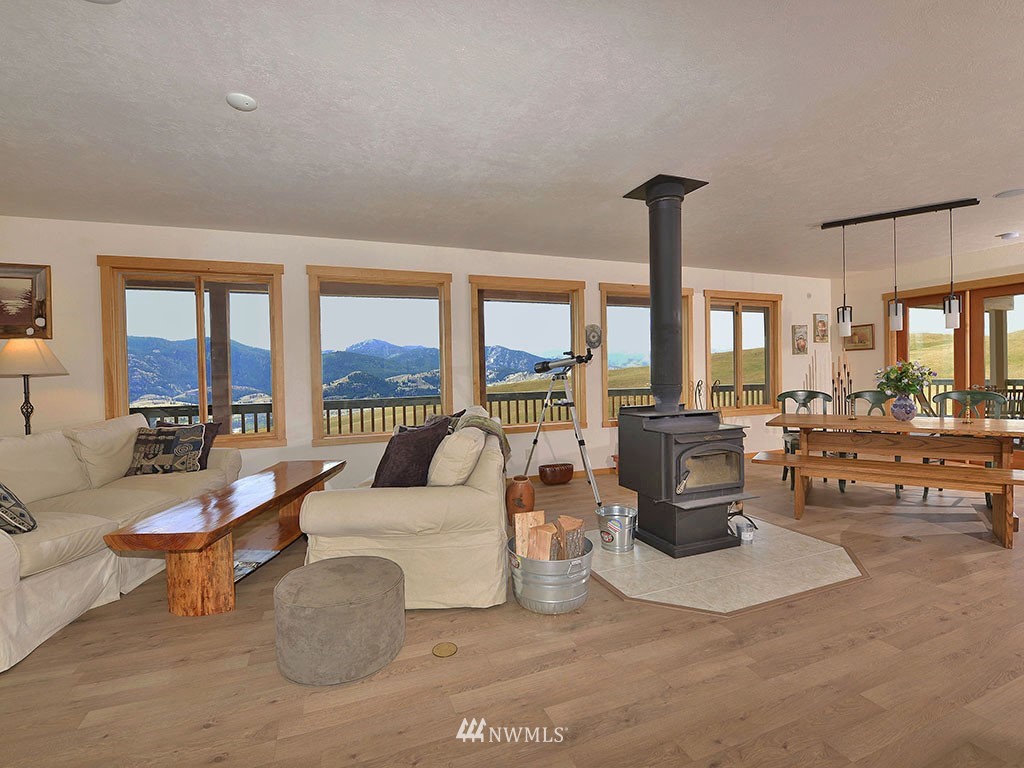 28 Maggies Road Twisp, WA 98856 - Photo 10 of 25 Gallery Image 10