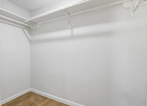 $2,000 | 7310 Sonnet Glen Lane, Houston, TX 77095