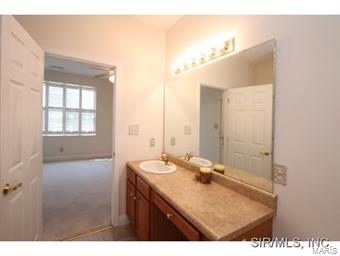 1324 Three Rivers Drive, Unit 2D O'Fallon, IL 62269 - Photo 10 of 16 Gallery Image 10