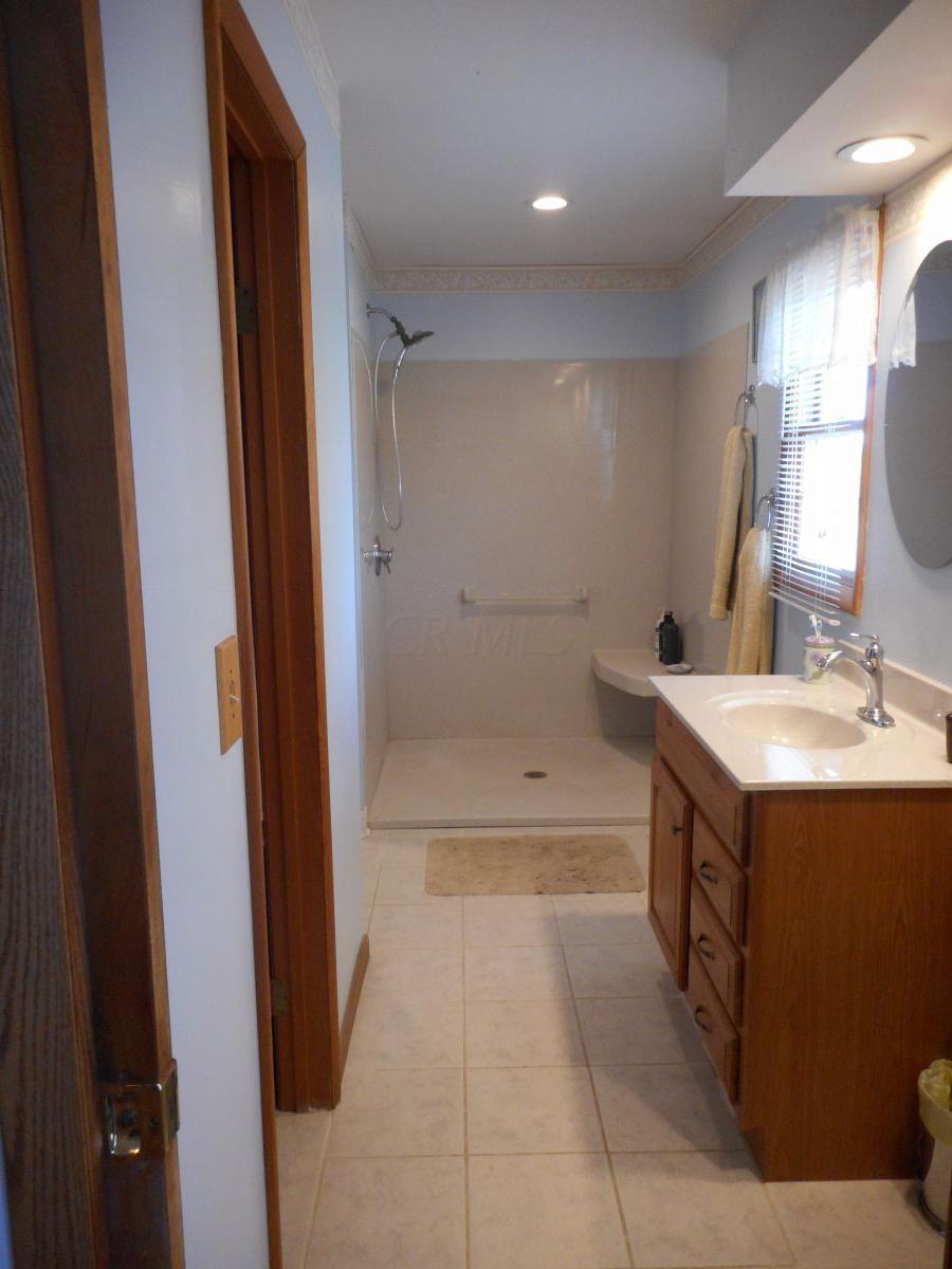 11200 Hooper Ridge Road Glouster, OH 45732 - Photo 7 of 20