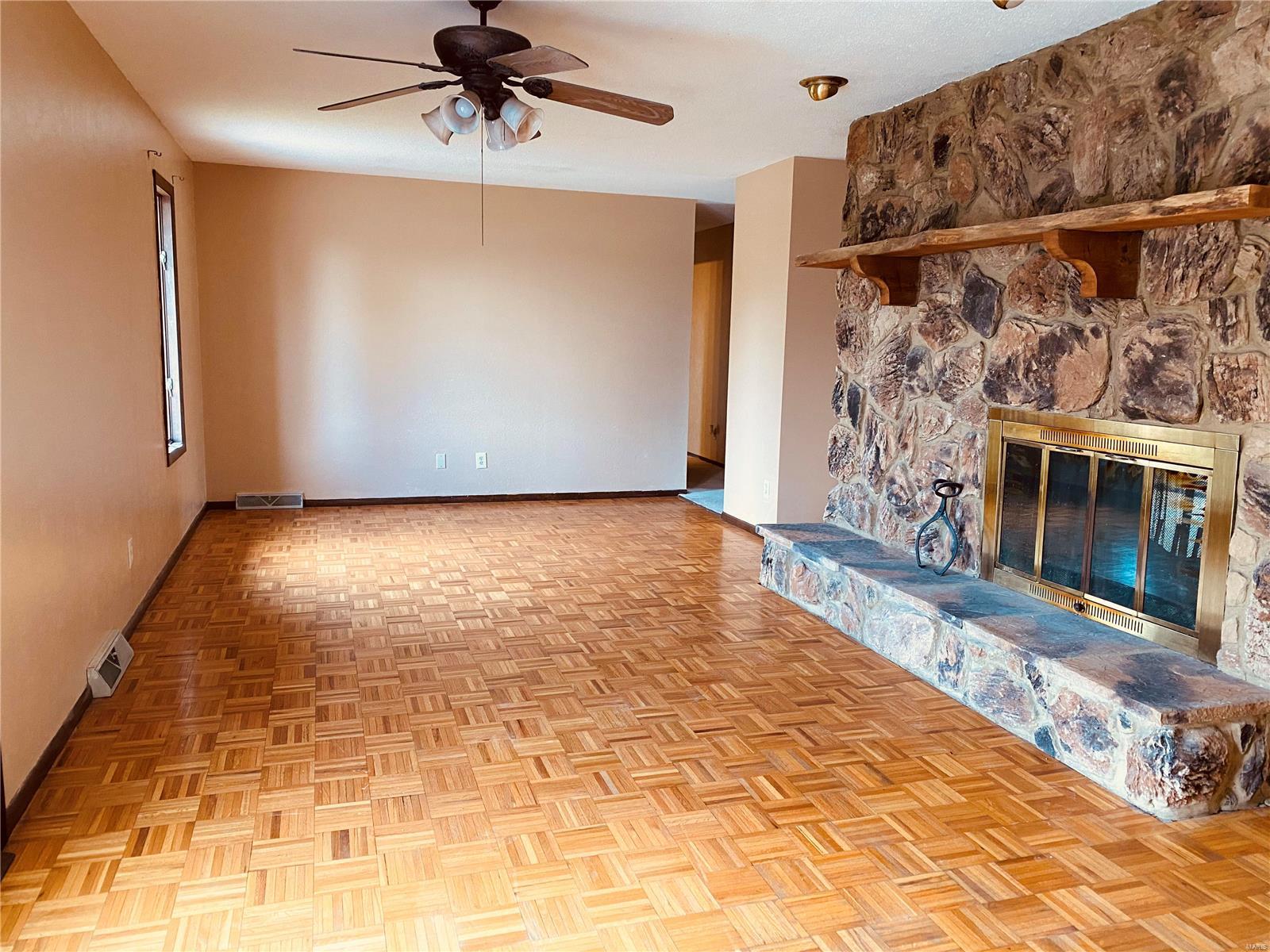 1101 Schneidewind Road Marissa, IL 62257 - Photo 5 of 12 Gallery Image 5
