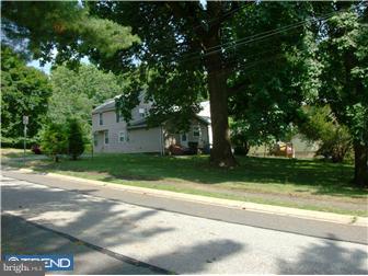 317 New London Road Newark, DE 19711 - Photo 2 of 5 Gallery Image 2