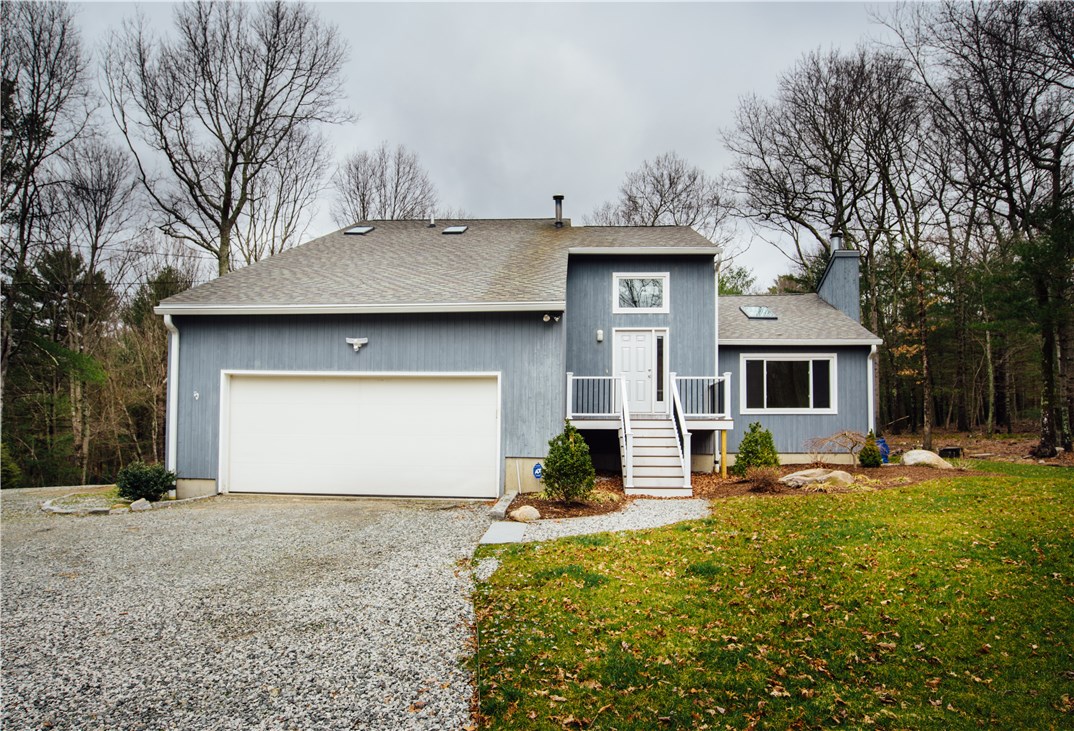 45 Falcon Ridge Drive Exeter, RI 02822 - Photo 2 of 11