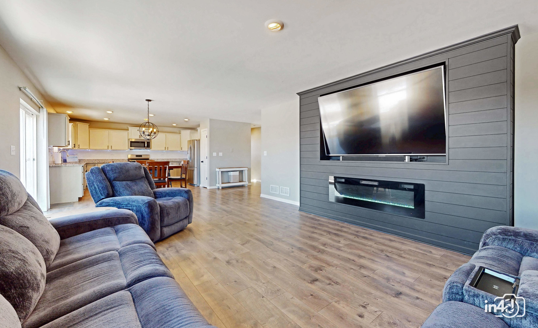 2030 Bristol Park Road New Lenox, IL 60451 - Photo 11 of 36 Gallery Image 11