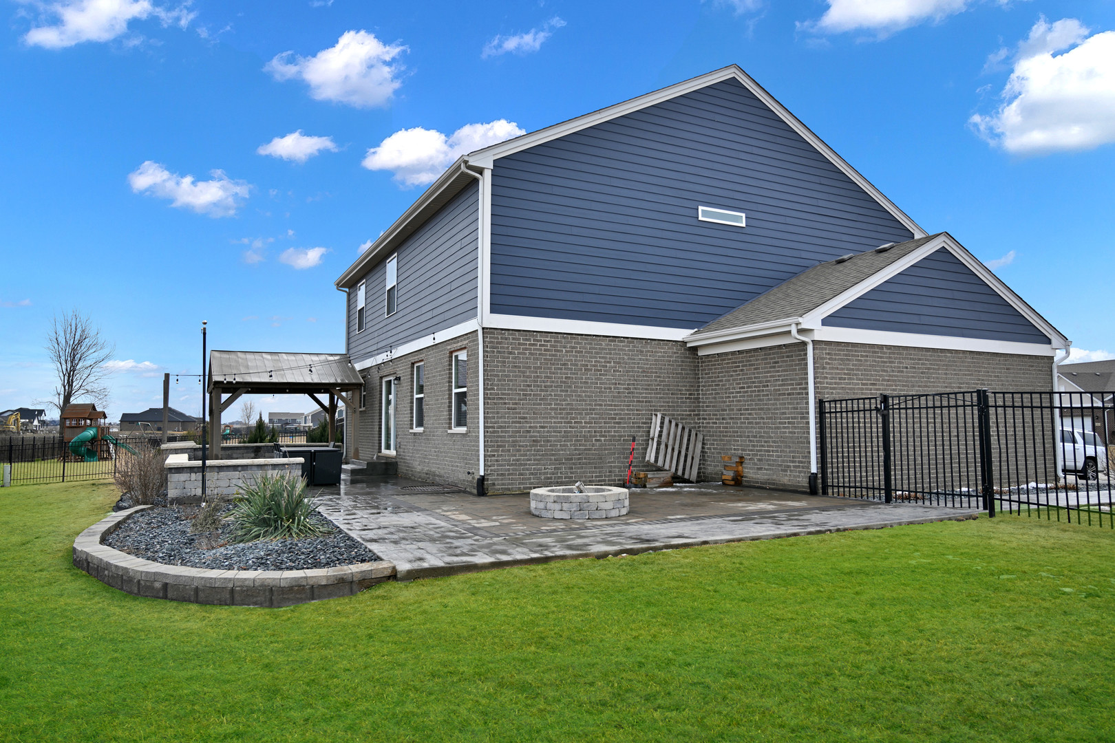 2030 Bristol Park Road New Lenox, IL 60451 - Photo 27 of 36 Gallery Image 27
