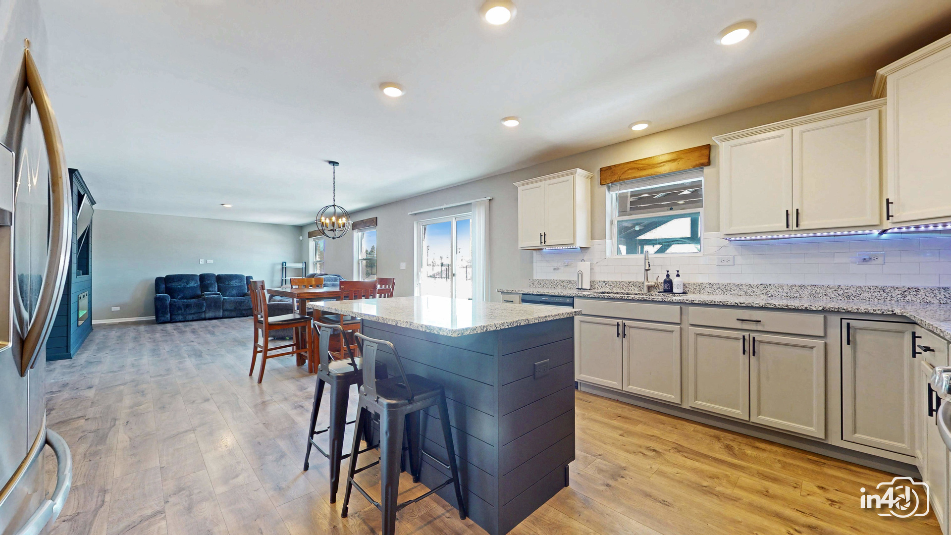2030 Bristol Park Road New Lenox, IL 60451 - Photo 8 of 36 Gallery Image 8