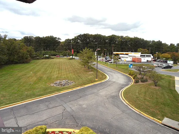 a view of a tennis court