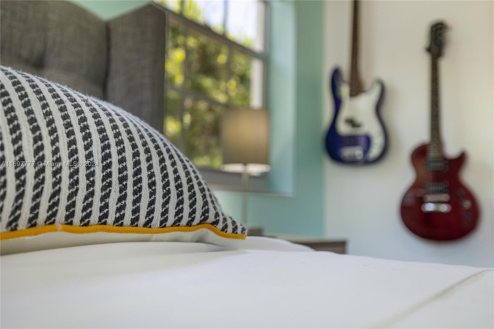 8926 Abbott Avenue Surfside, FL 33154 - Photo 15 of 24