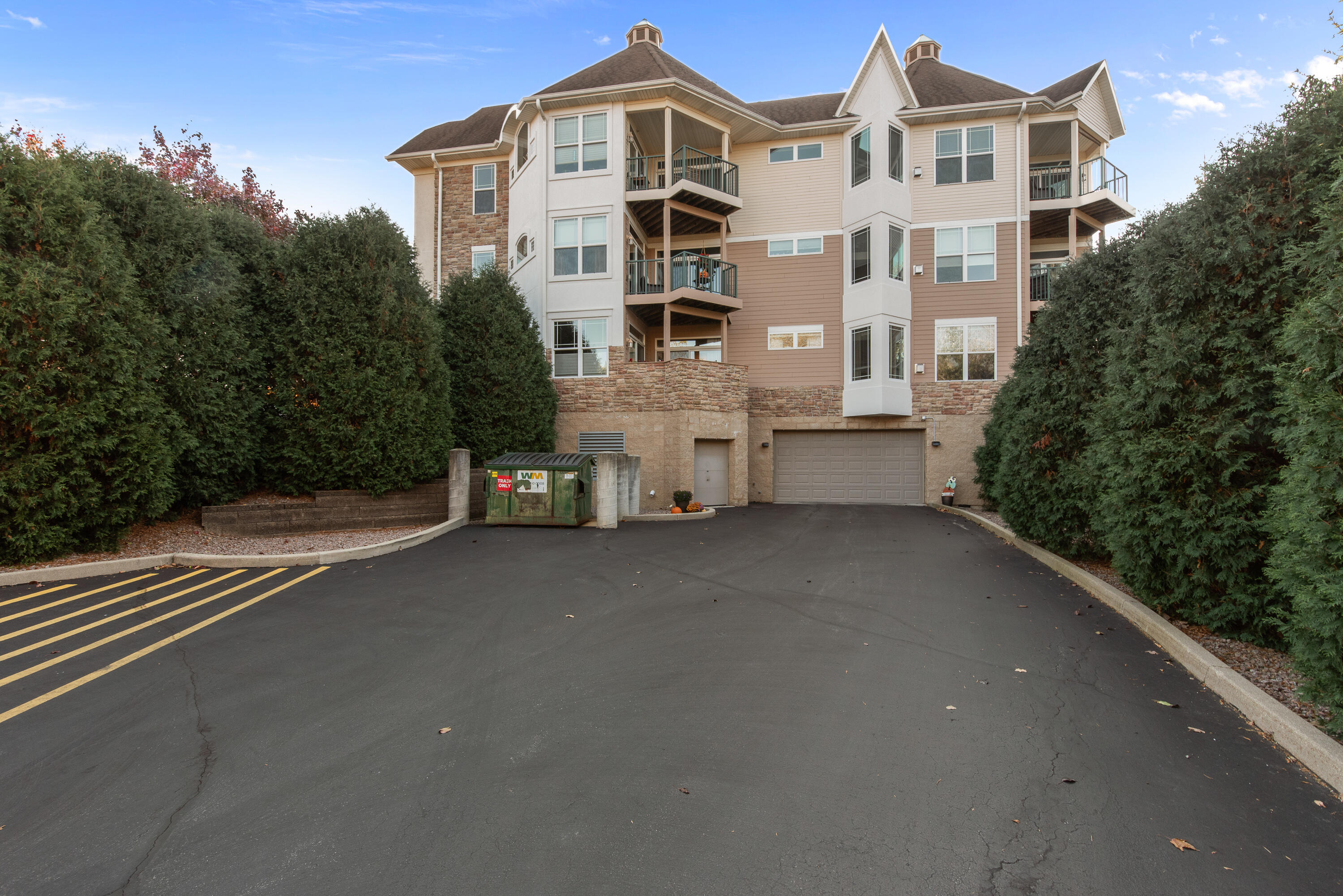 N74W13737 Appleton Avenue, Unit 107 Menomonee Falls, WI 53051 - Photo 28 of 31 N74W13737 Appleton Ave 107-26