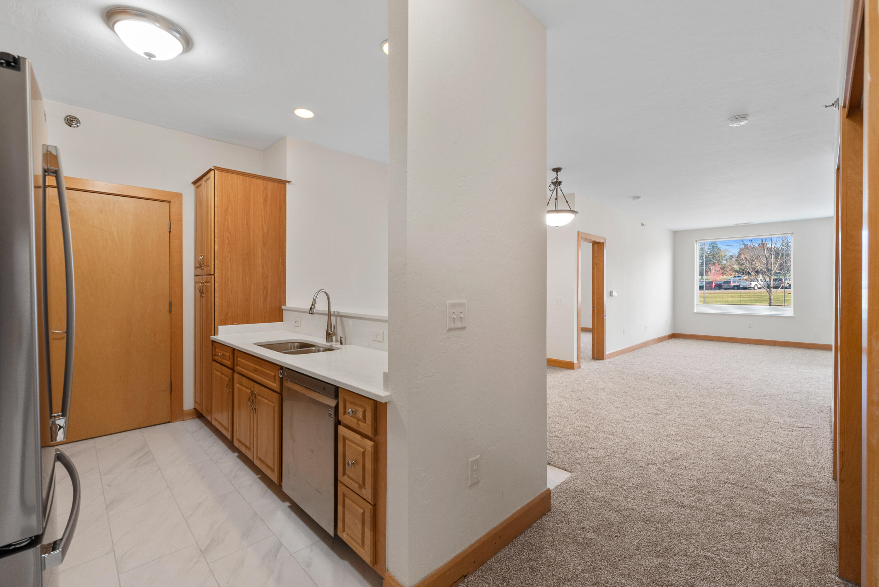 N74W13737 Appleton Avenue, Unit 107 Menomonee Falls, WI 53051 - Photo 4 of 31 N74W13737 Appleton Ave 107-15