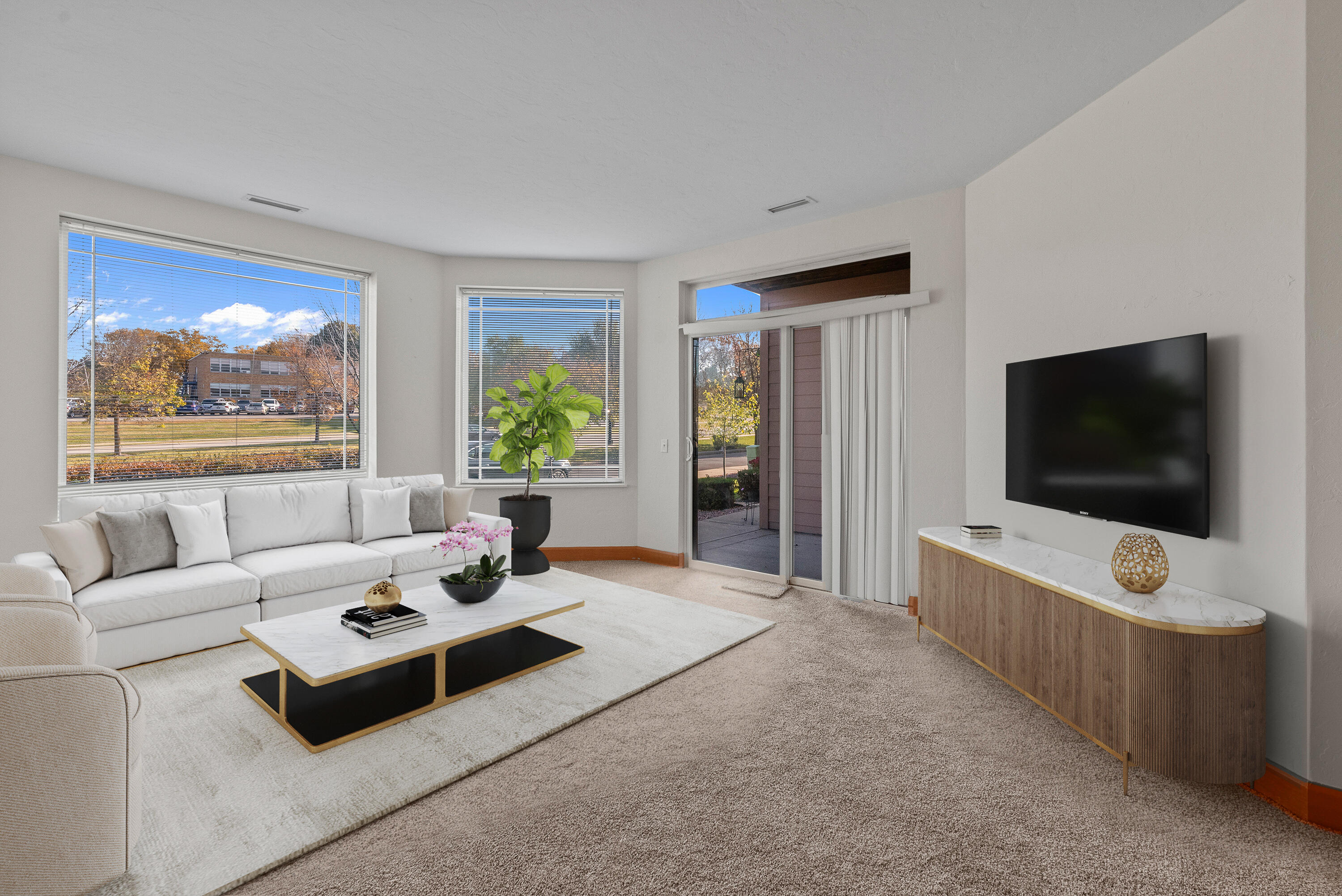 N74W13737 Appleton Avenue, Unit 107 Menomonee Falls, WI 53051 - Photo 5 of 31 N74W13737 Appleton Ave 107 vs-2