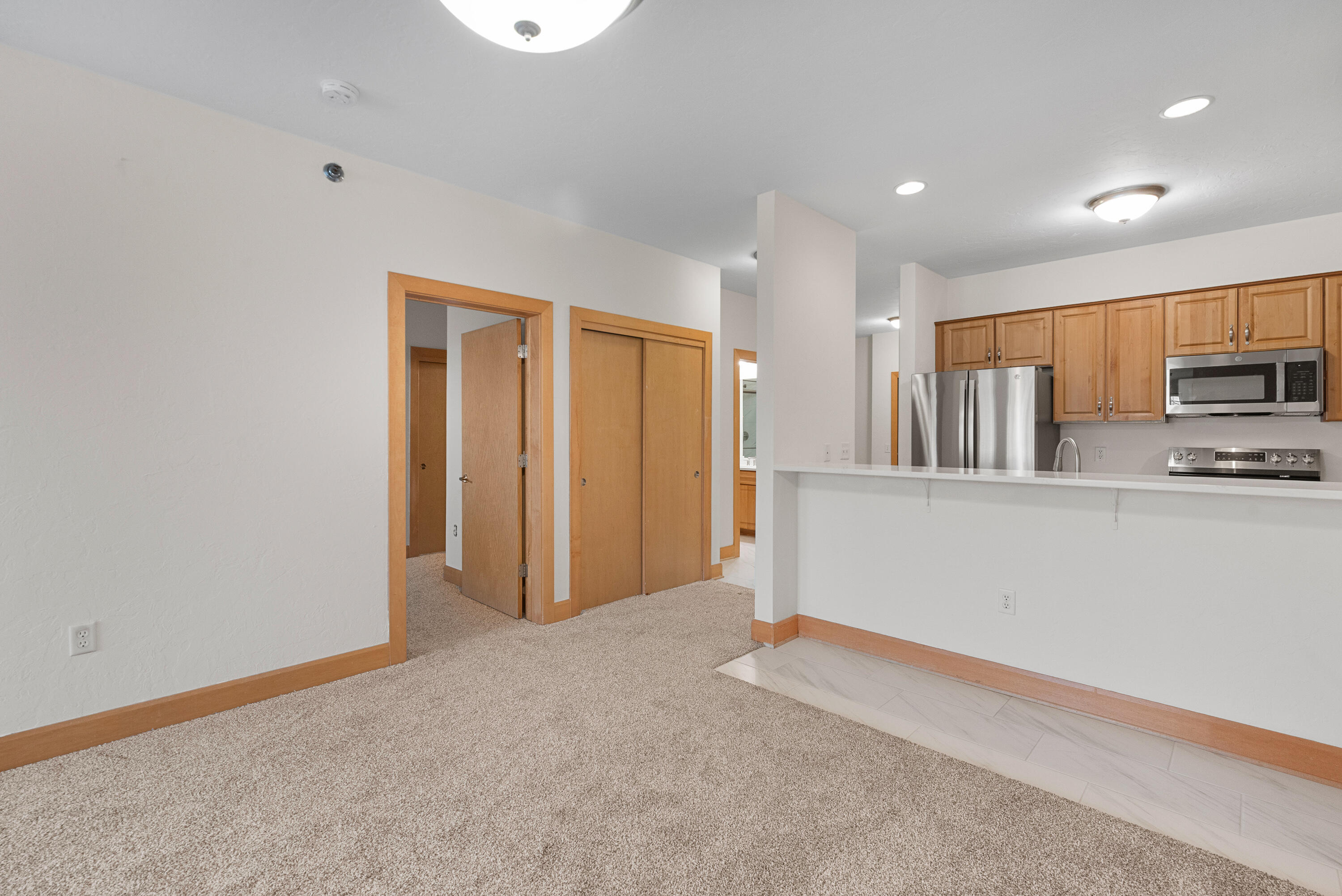 N74W13737 Appleton Avenue, Unit 107 Menomonee Falls, WI 53051 - Photo 9 of 31 N74W13737 Appleton Ave 107-19