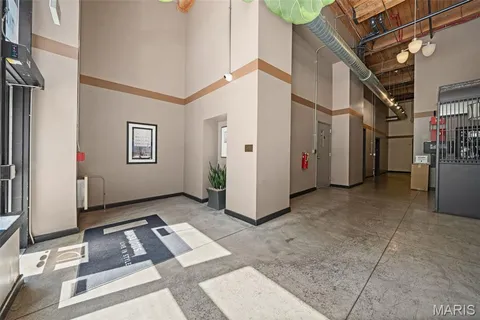 $179,000 | 1015 Washington Avenue, Unit 206, St. Louis, MO 63101