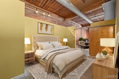 $179,000 | 1015 Washington Avenue, Unit 206, St. Louis, MO 63101