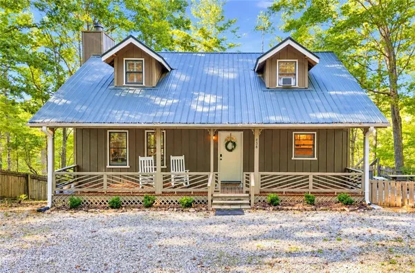 $425,000 | 858 River Forest Run, Cleveland, GA 30528