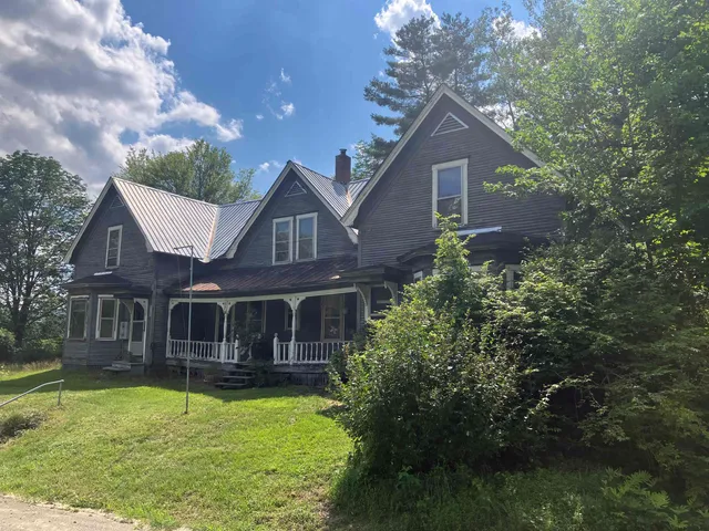 $165,000 | 77 Buffalo Street, Hardwick, VT 05843
