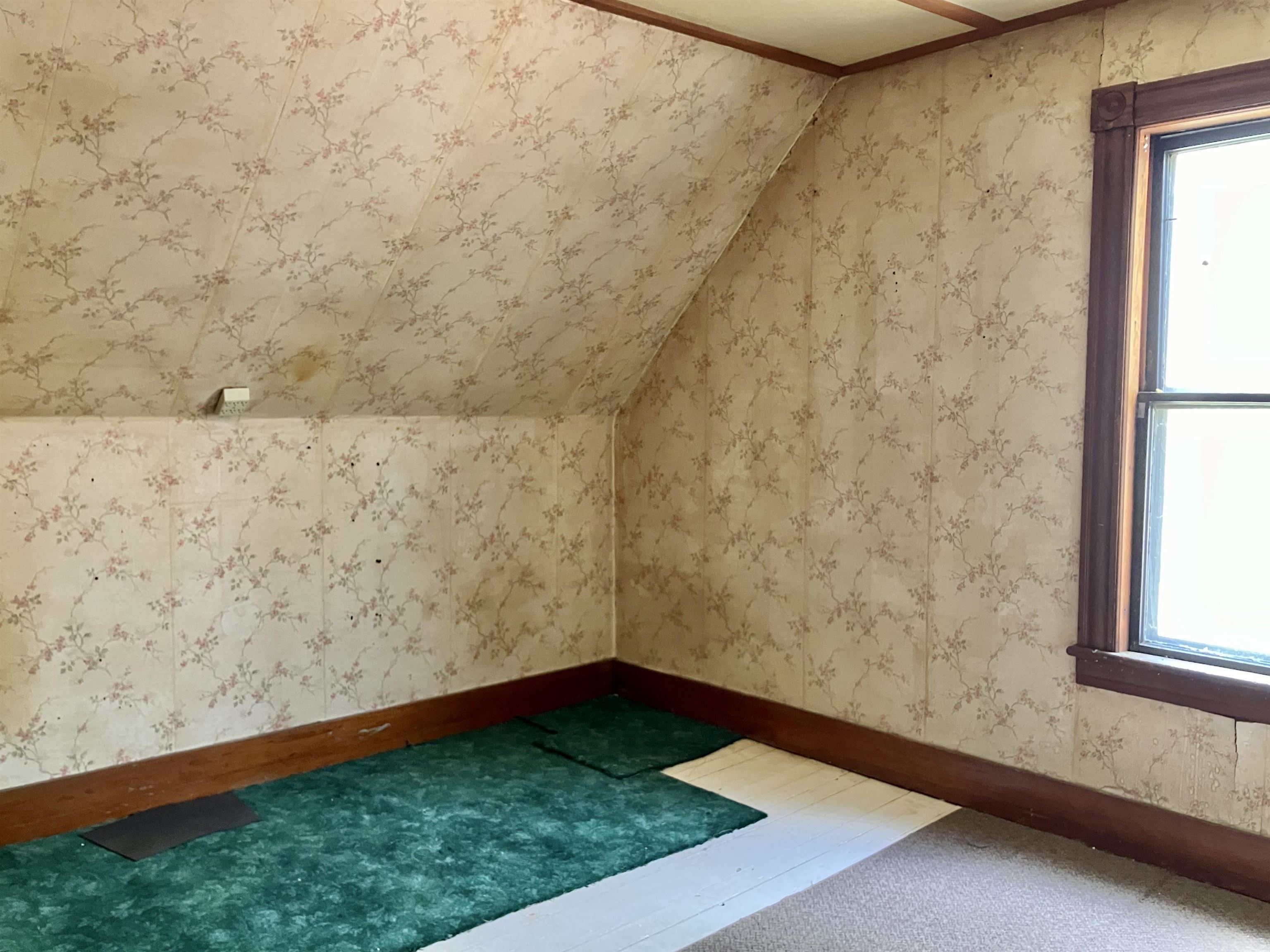 77 Buffalo Street Hardwick, VT 05843 - Photo 34 of 38