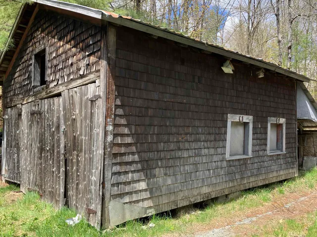 $165,000 | 77 Buffalo Street, Hardwick, VT 05843