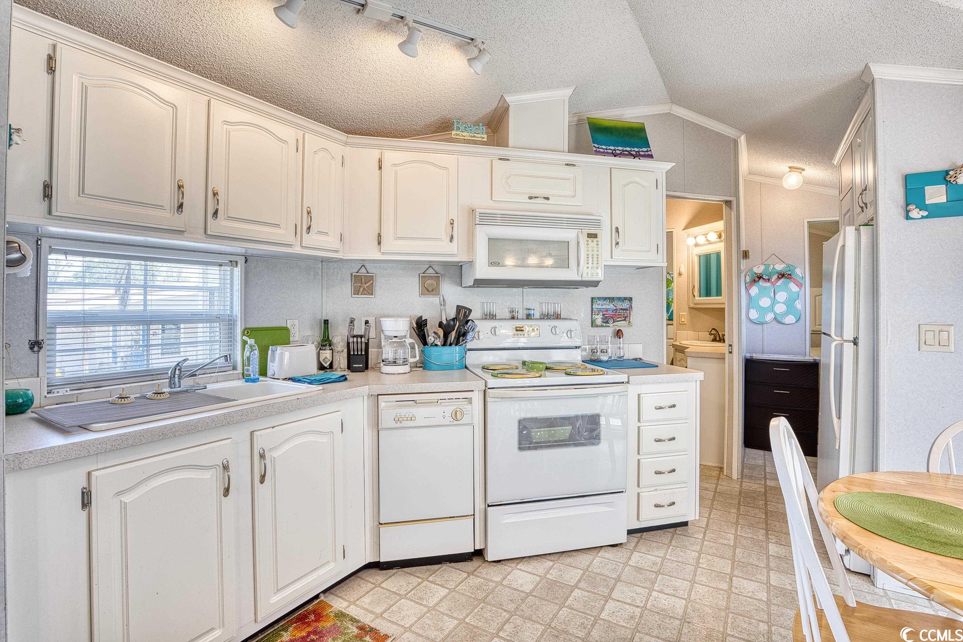 138 Riptide Circle North Myrtle Beach, SC 29582 - Photo 12 of 29