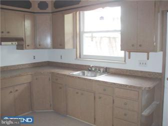 939 Tree Street Philadelphia, PA 19148 - Photo 6 of 10 Kitchen