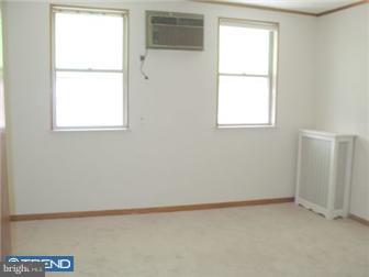 939 Tree Street Philadelphia, PA 19148 - Photo 8 of 10 Bedroom - Main